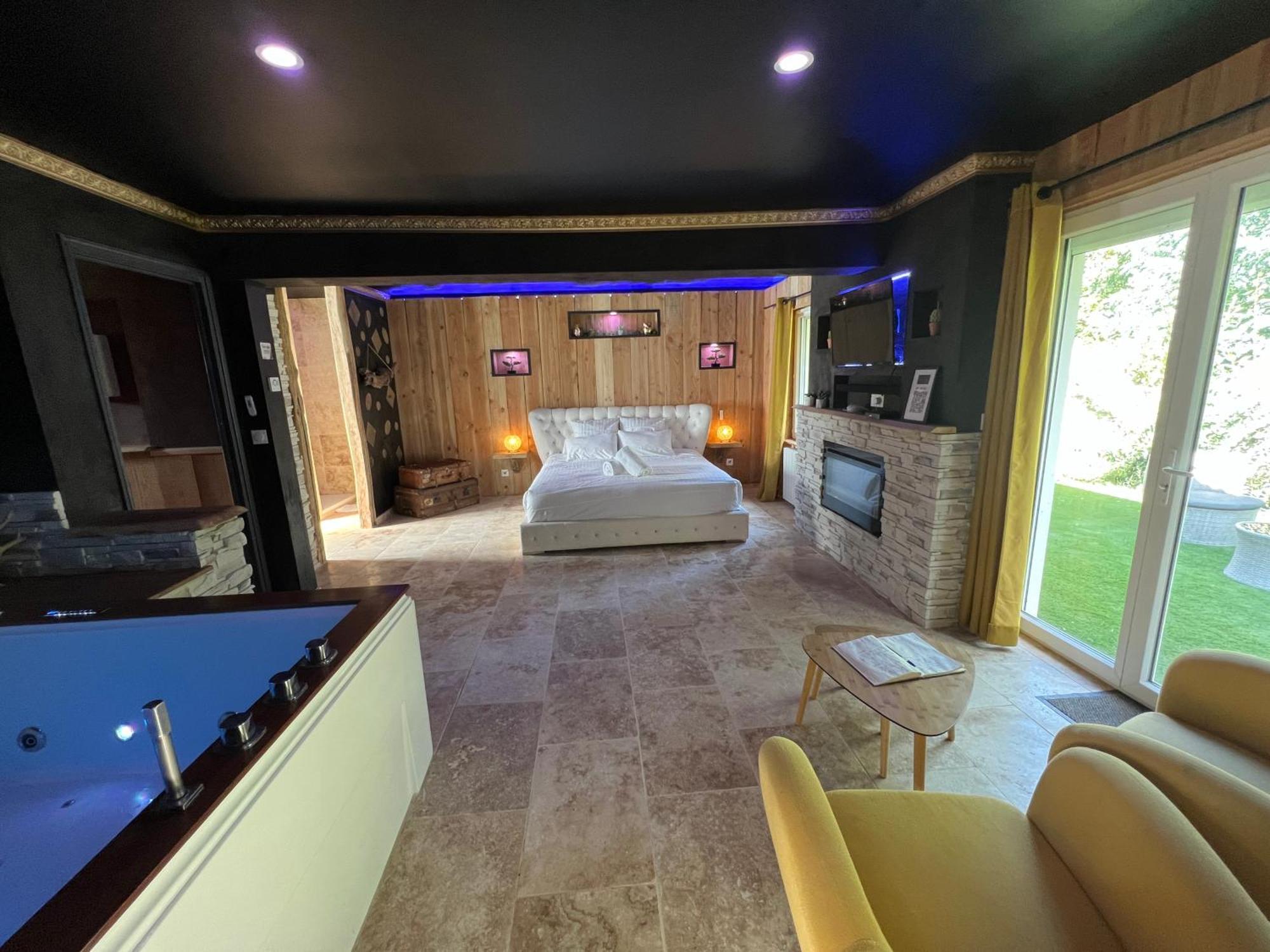 Le Lodge Des Charmes 5 Etoiles Leves ภายนอก รูปภาพ