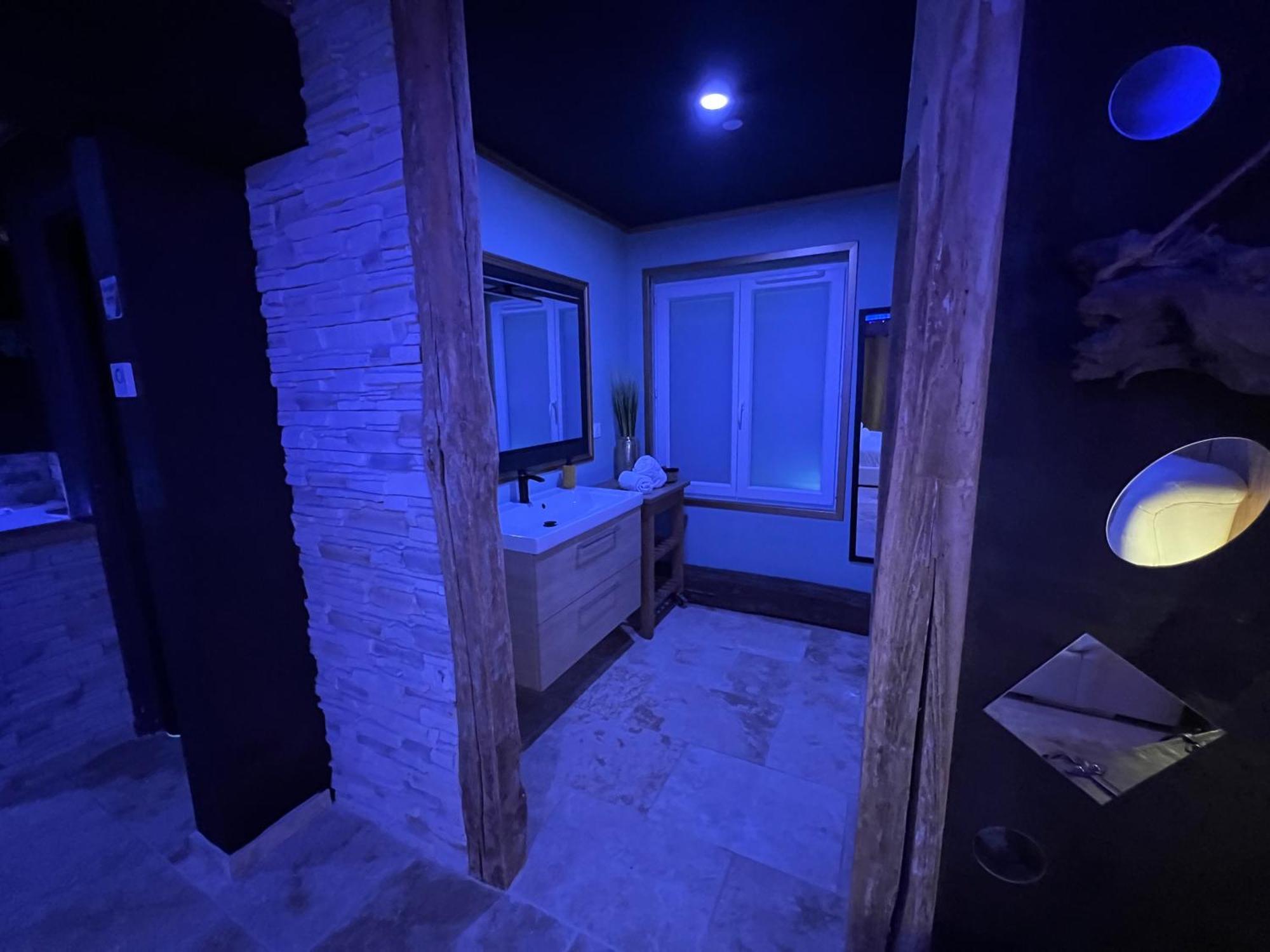 Le Lodge Des Charmes 5 Etoiles Leves ภายนอก รูปภาพ
