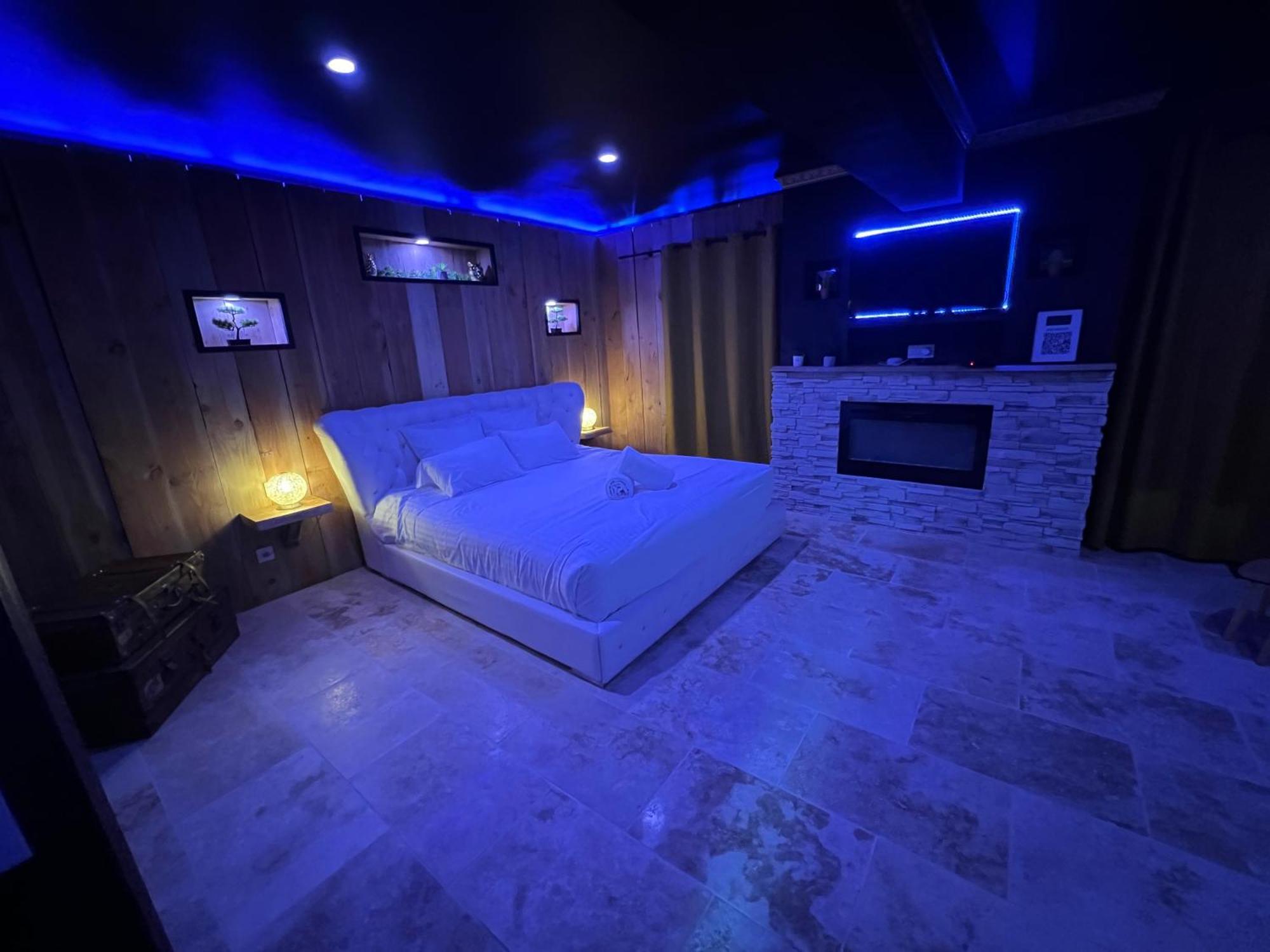 Le Lodge Des Charmes 5 Etoiles Leves ภายนอก รูปภาพ