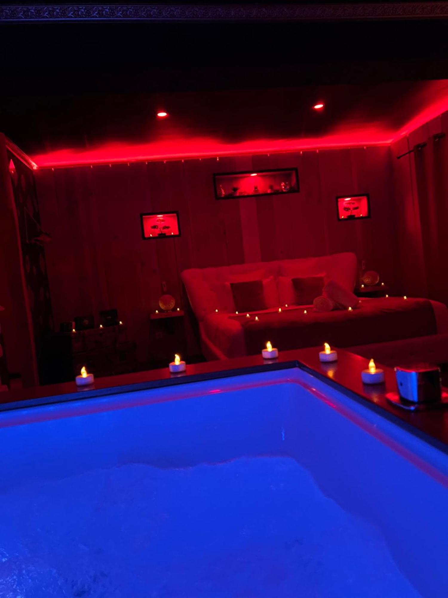Le Lodge Des Charmes 5 Etoiles Leves ภายนอก รูปภาพ