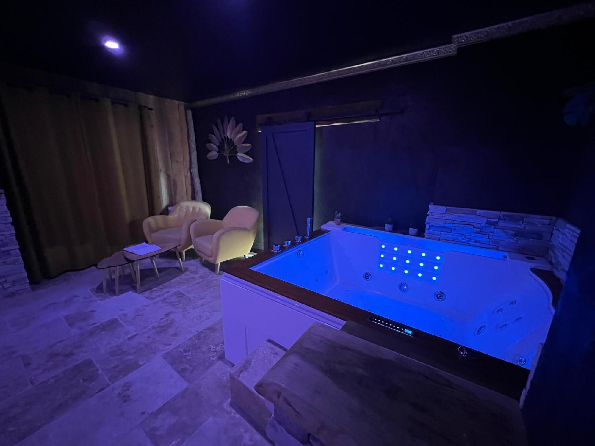 Le Lodge Des Charmes 5 Etoiles Leves ภายนอก รูปภาพ